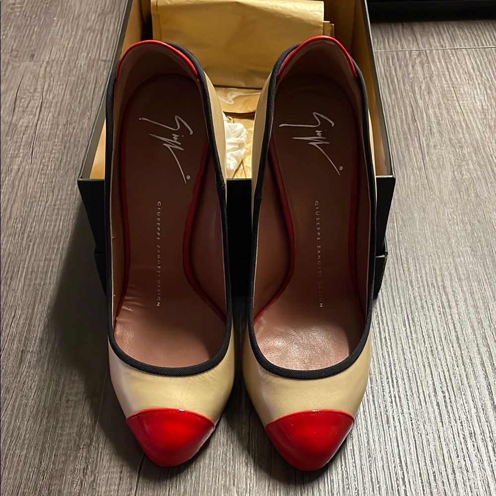 Giuseppe Zanotti Cream And Red Heels Elegant Design